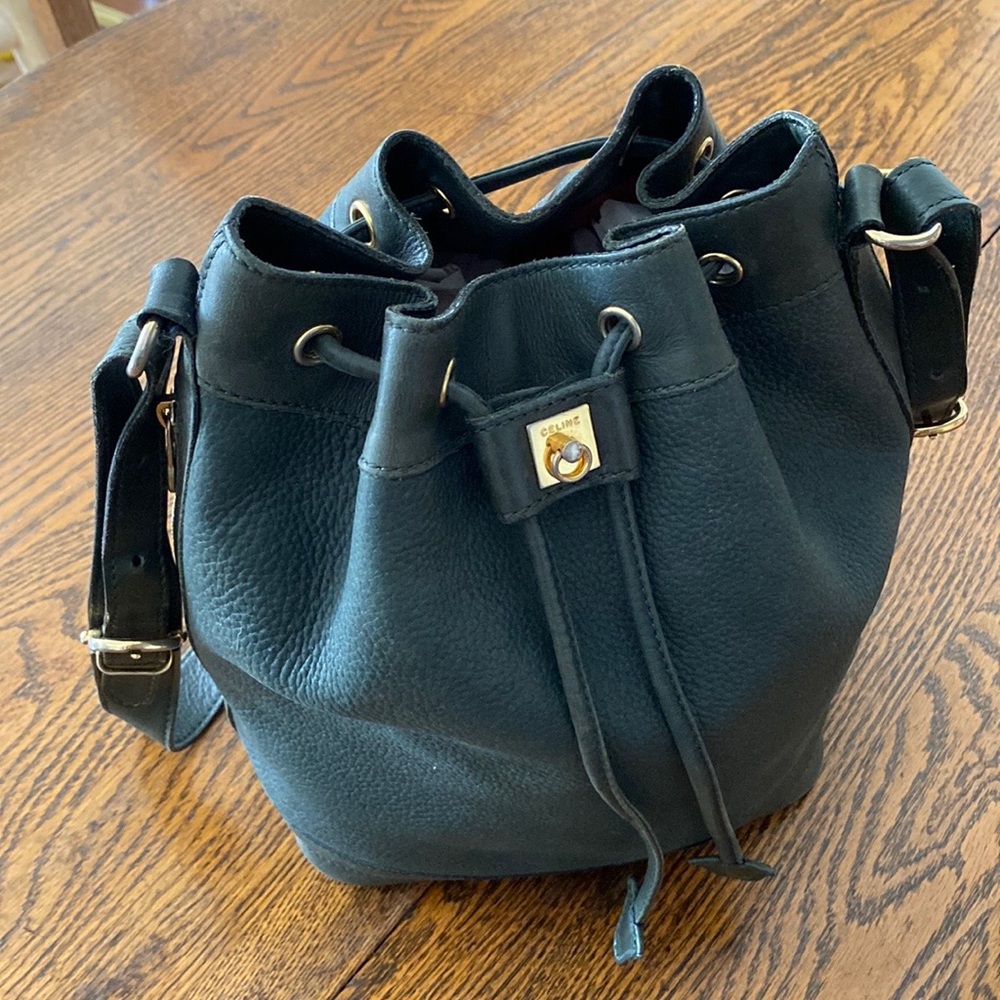 RARE~ Céline ~ Loden Tumbled Calfskin Bucket Bag with Scarlet Calfskin Interior - Picture 12 of 16